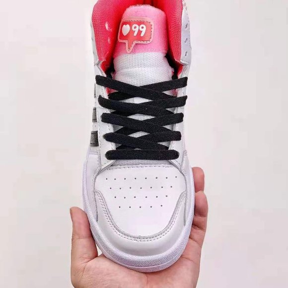 Shoes main image 4